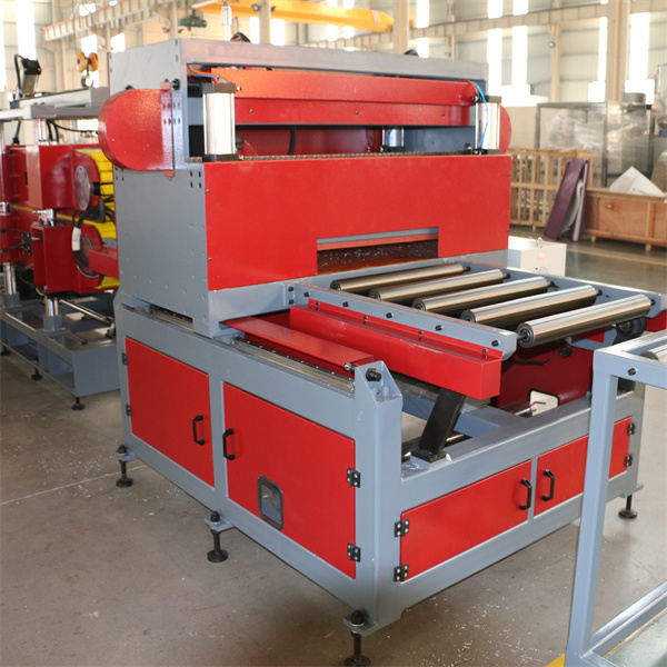 Cesta extruzní linky na plasty