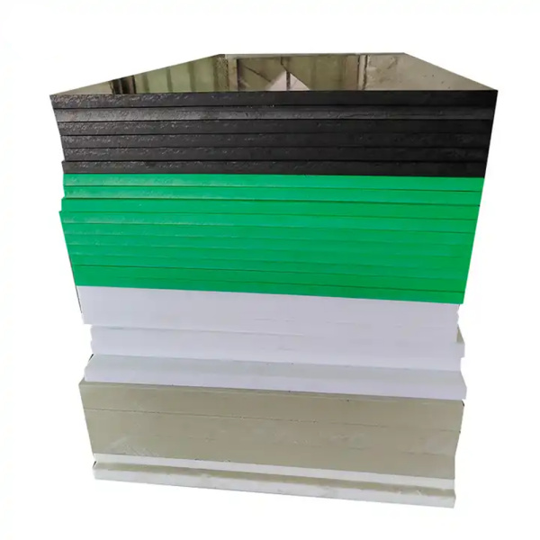 Jak extruzní linky HDPE způsobují revoluci v plastikářském průmyslu