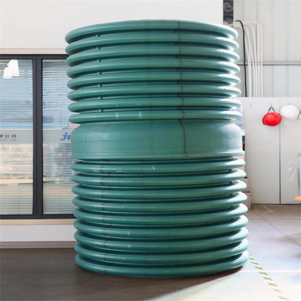 Aplikace extruze HDPE v různých průmyslových odvětvích