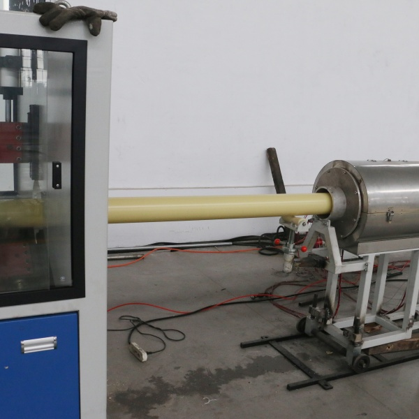 Vývoj extruze zvlňovacích strojů v obalovém průmyslu
