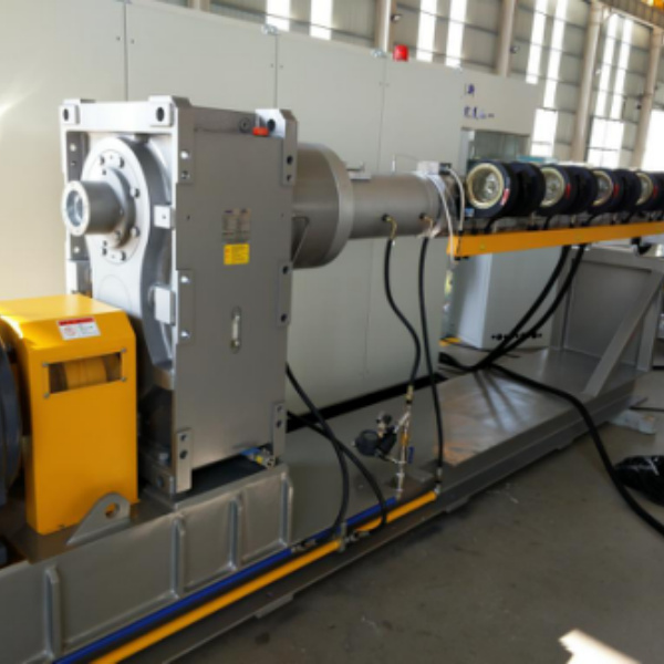 Inovace a technologie v extruzi PET fólií