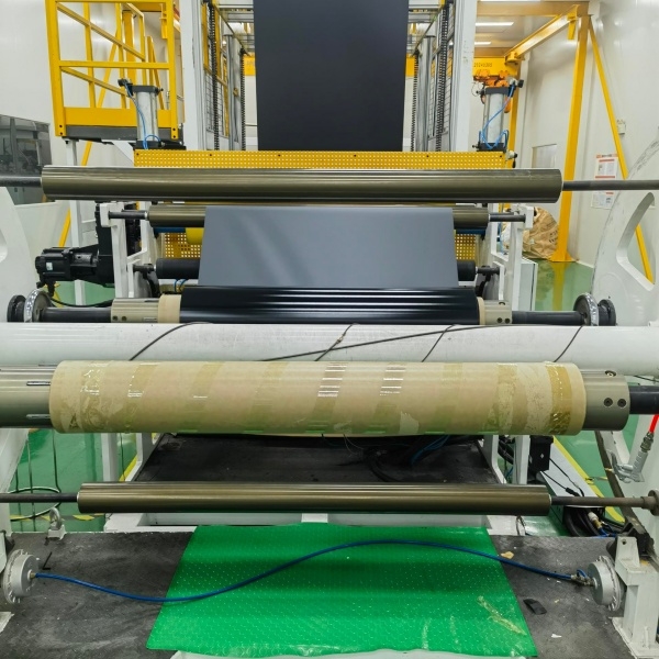 Jaké inovace utvářejí budoucnost technologie extruze PP fólie?