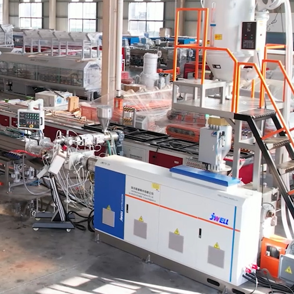 Optimieren Sie Ihre Produktion mit der PVC-Doppelrohr-Produktionslinie